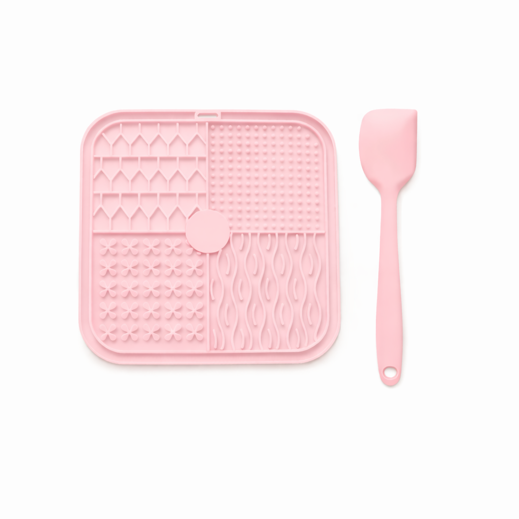 Silicone Lick Mat for Dogs & Cats Slow Feeder Anti Anxiety Pet Feeding Mat - Image 7